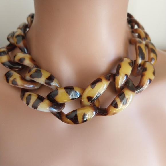 JV Jewelry - Chic Tortoise Plastik Necklace
